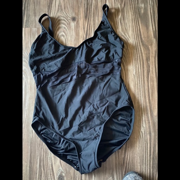 Other - 💕Women Black One-Piece Swimsuit